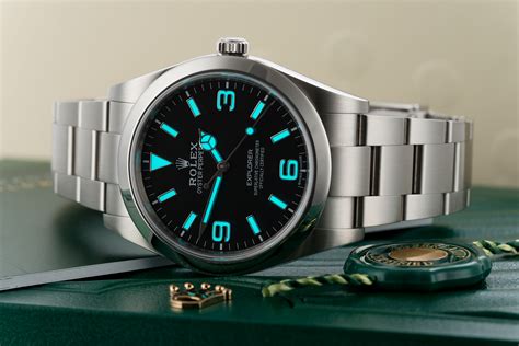 rolex explorer ref. 214270.|Rolex explorer 39mm 214270.